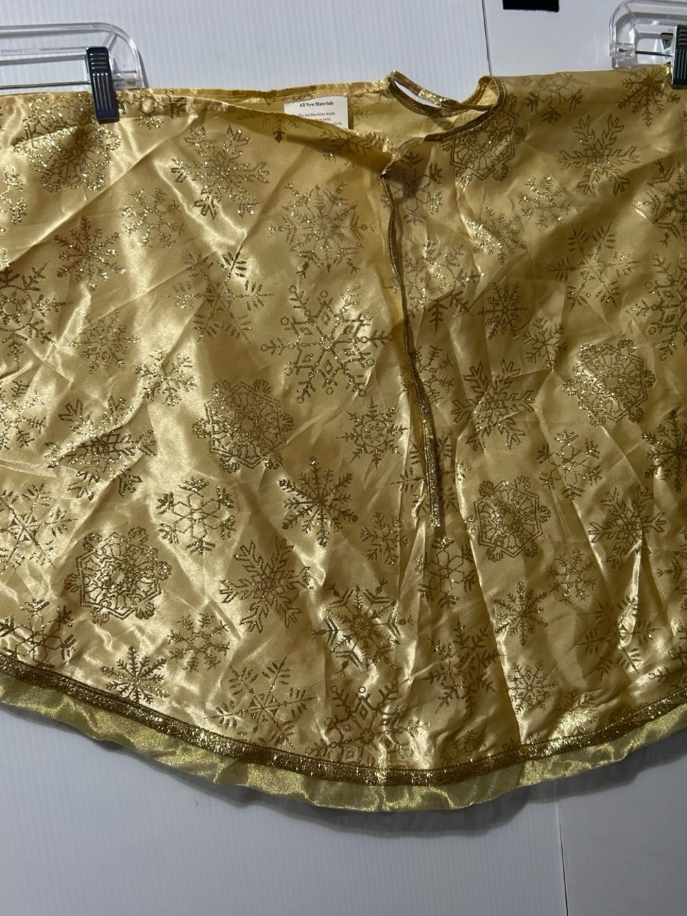 Festive Gold Metallic Holiday Tree Skirt with Snowflake Jacquard